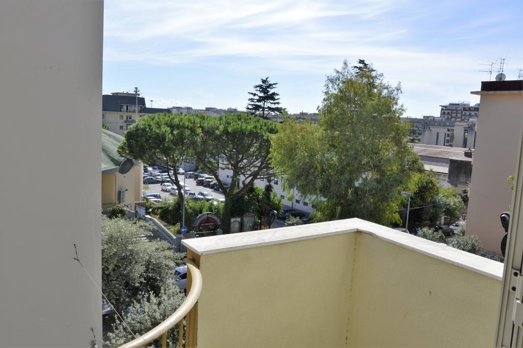Coolor Holiday And Business Rentals サレルノ エクステリア 写真